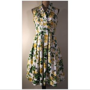 Beautiful yellow flower dress 🌼